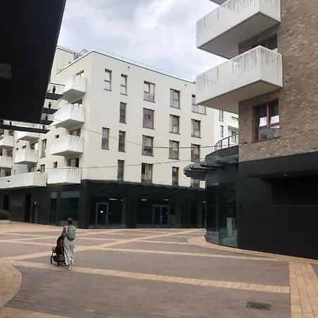 Golden * ורוצלב